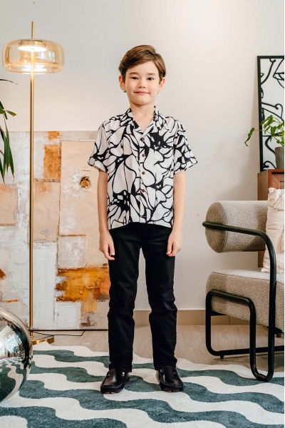 TUSCA KIDS | Aaron Kids Kemeja in White TUSCA KIDS | Aaron Kids Kemeja in White